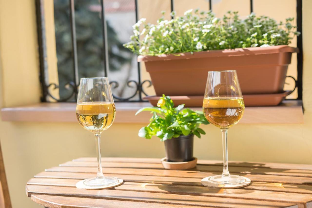 Cork Apartman Eger Luaran gambar
