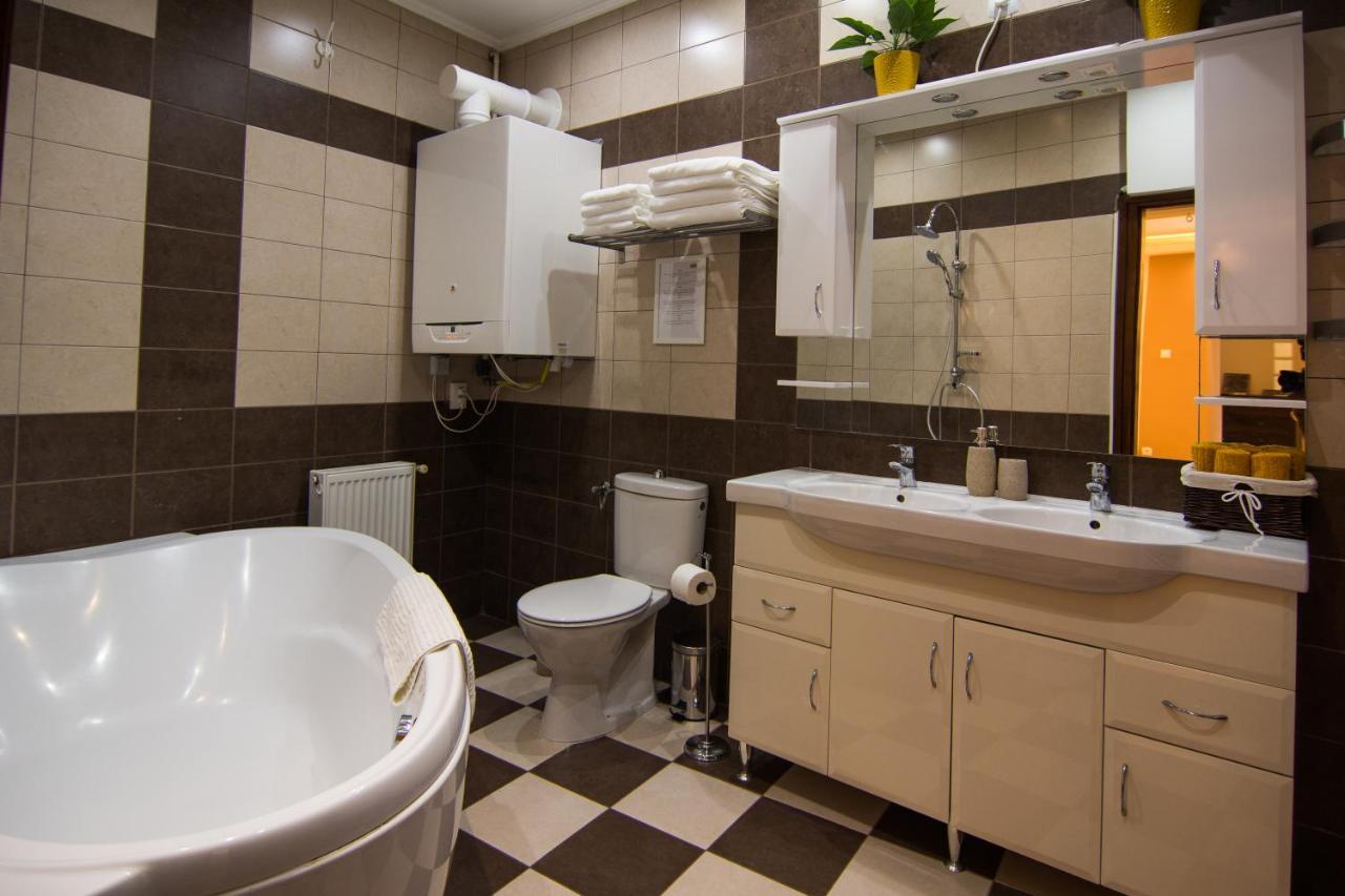 Cork Apartman Eger Luaran gambar